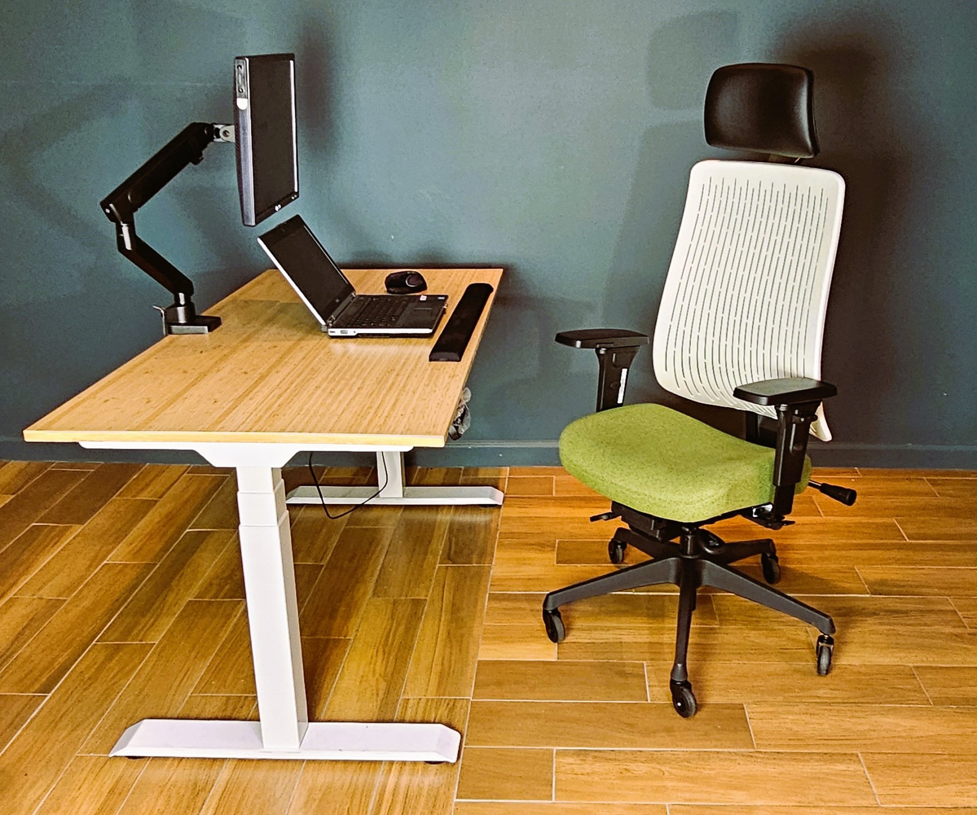 Office Master TY67b8 (OM Seating) Simple Multi-Function Truly. Ergonomic Chair